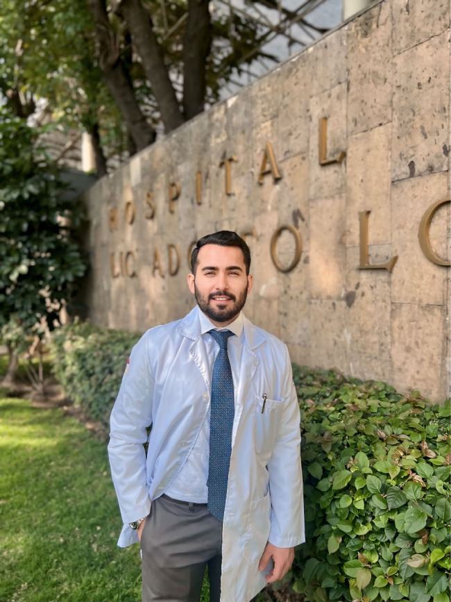 Los mejores en cirugía laparoscópica en CDMX – Dr. Arturo Romero Macías